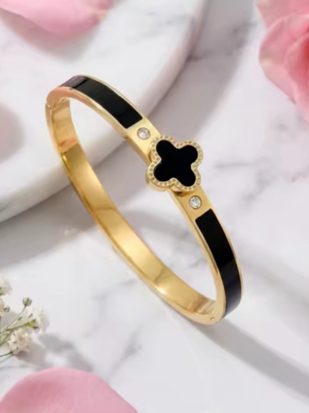 New Black & Gold Clover Bracelet